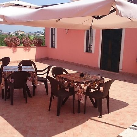 Bed And Breakfast Sommavesuvio Pollena Trocchia Bagian luar foto